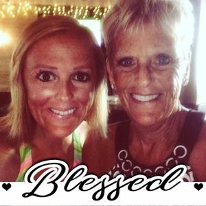 Meet your Posher, Lindsay cole